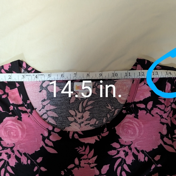 LuLaRoe "Nicole" dress, beautiful black & pink floral print. With Pockets. - Picture 4 of 11